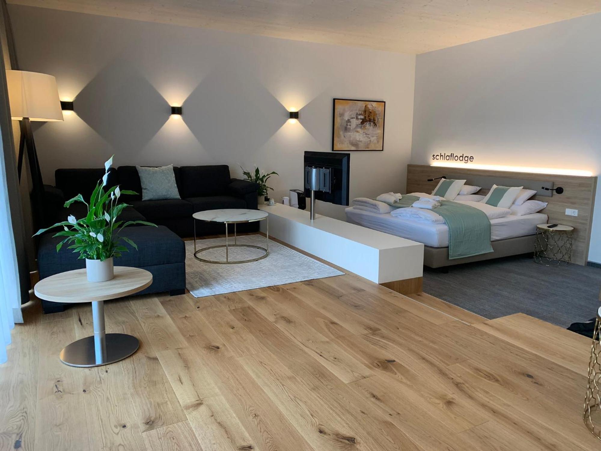 Donau Lodge Ybbs an der Donau Bagian luar foto